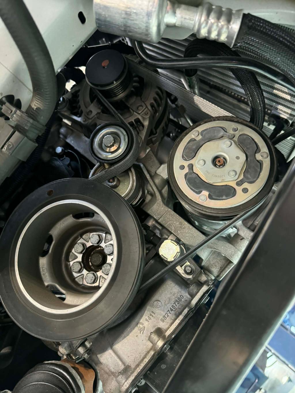 『ドライブベルト交換』