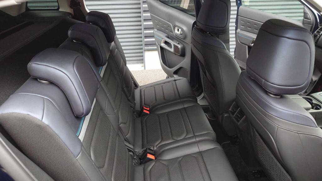 【レンタカーのご案内です】