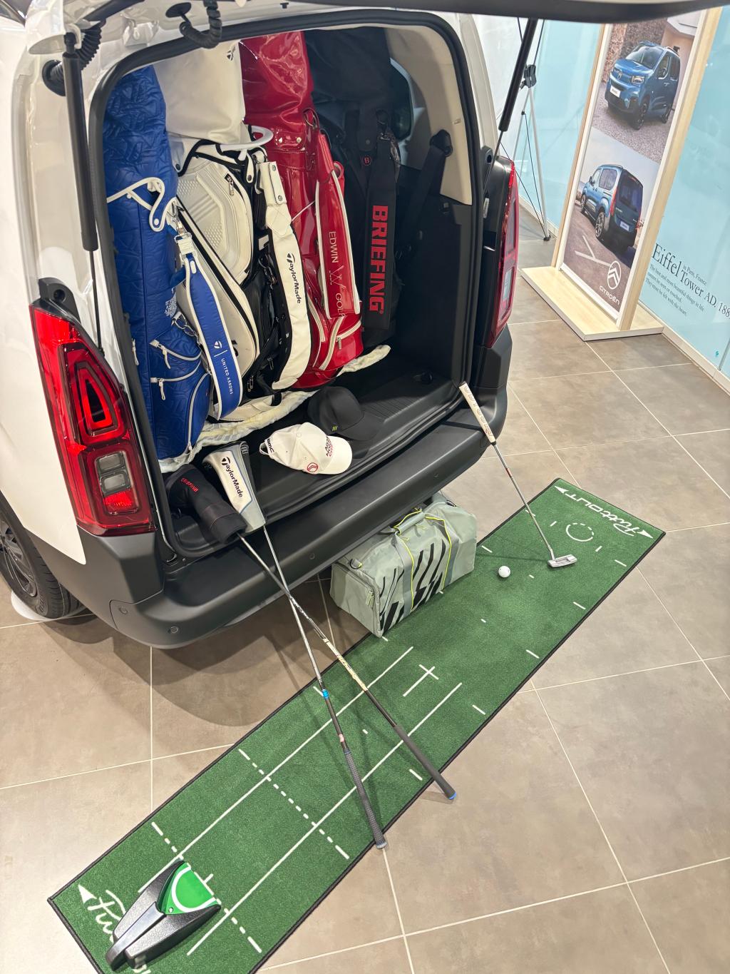 展示車入替ました!