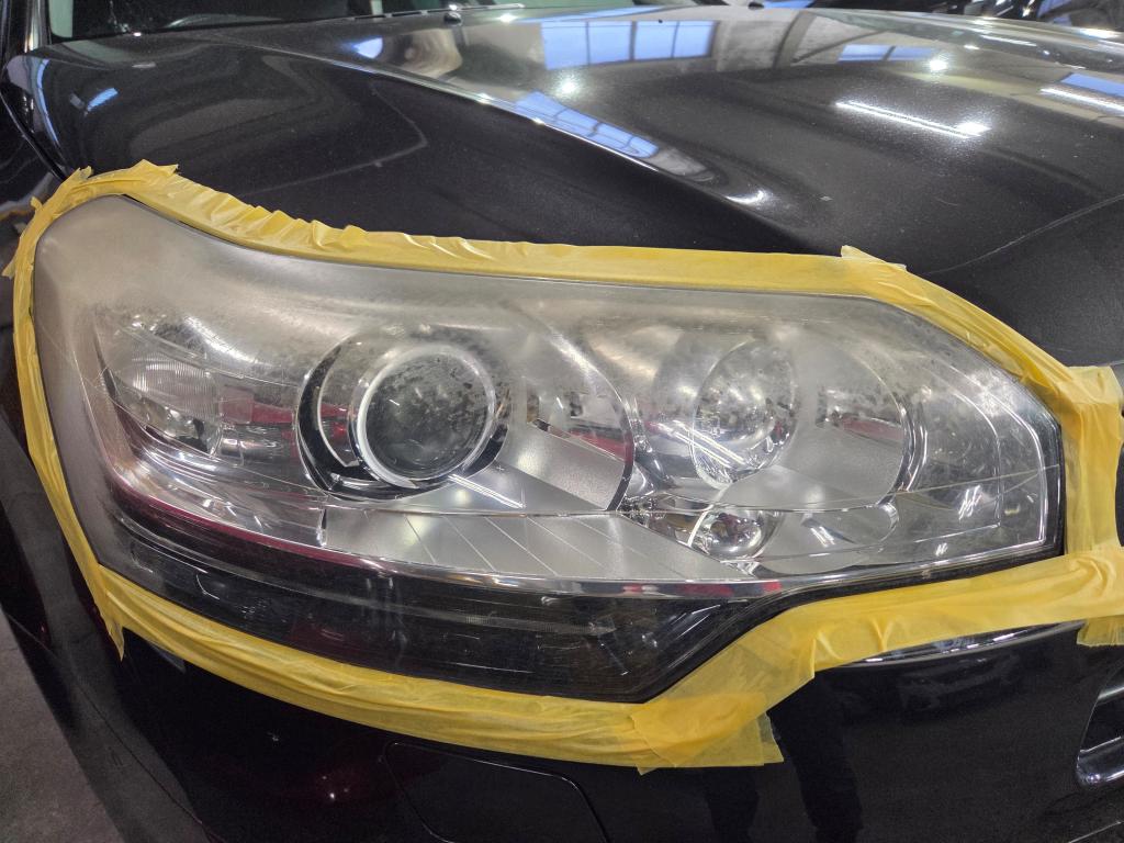 ヘッドライト研磨