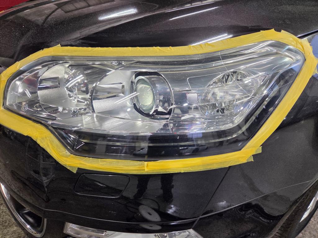 ヘッドライト研磨