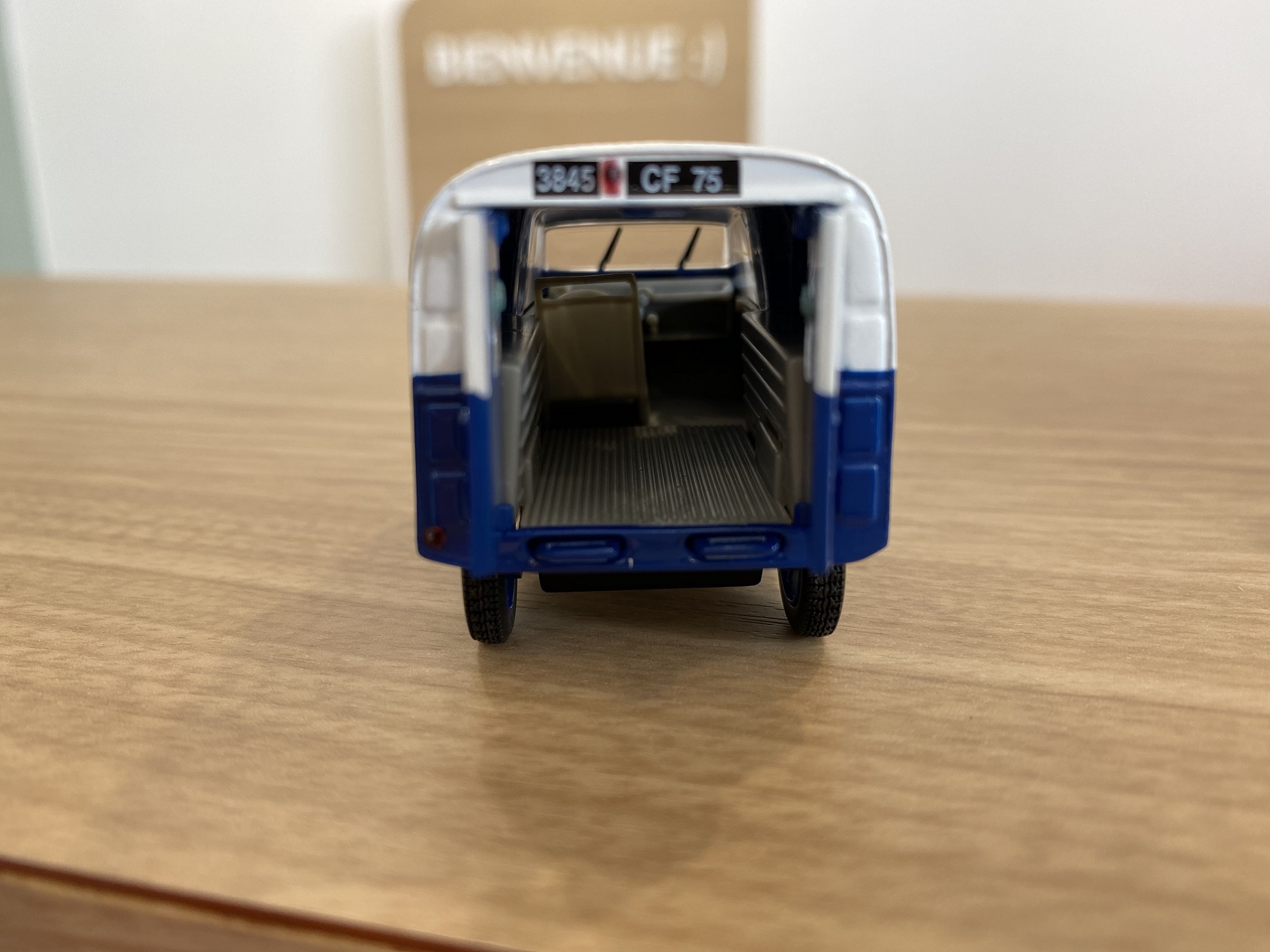 2CV フルゴネット