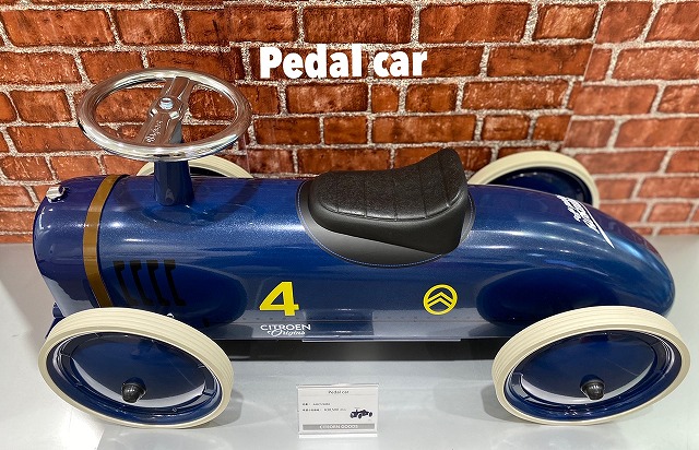 シトロエン　ペダルカー！！